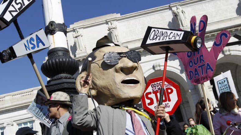 EEUU sopesa dejar de espiar a líderes aliados