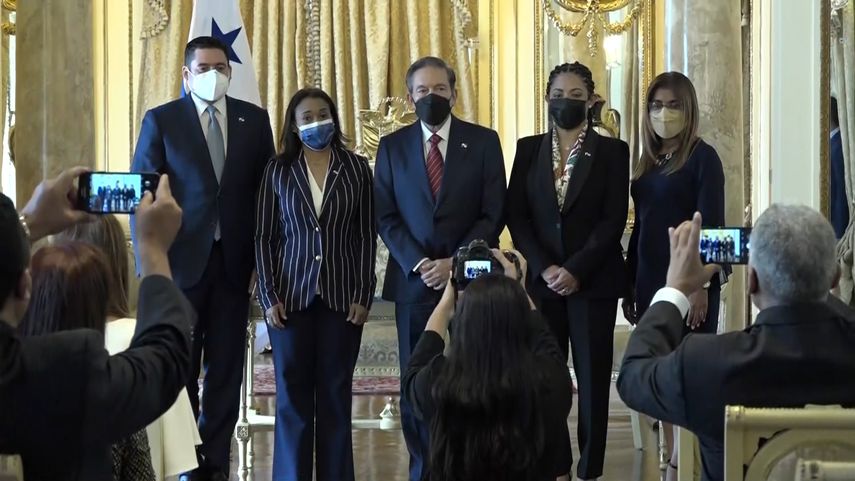 Toma de posesión de Giselle González como ministra de Cultura.