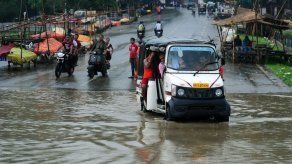 Mueren al menos 32 personas por fuertes lluvias en el sur de la India