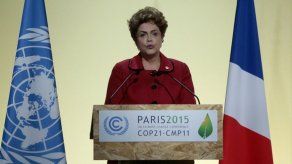 Dilma Rousseff: El acuerdo de París debe contribuir al desarrollo mundial
