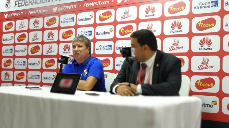 Bolillo Gómez:El punto es maravilloso porque estábamos en la lona