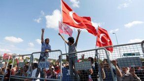 La Fiscalía turca ordena la detención de 68 militares por golpismo