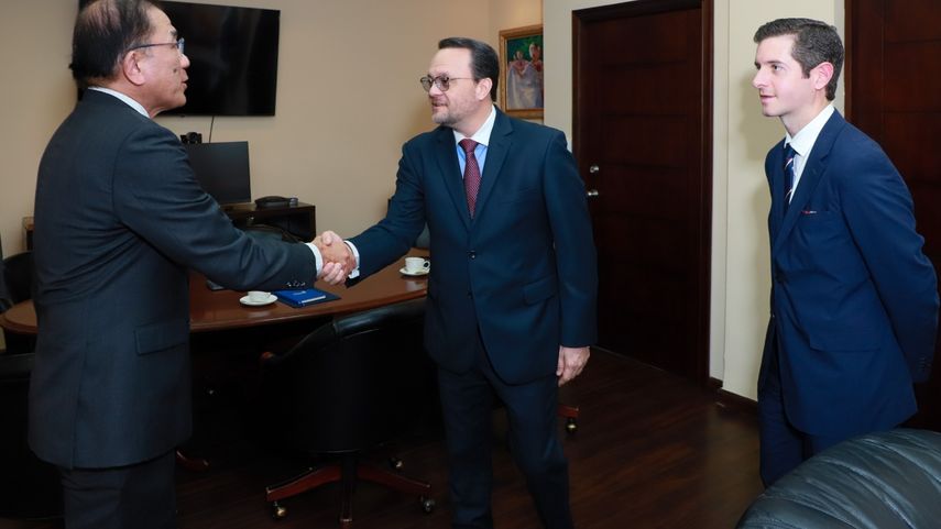 Singapur ofrece apoyo integral a Panamá