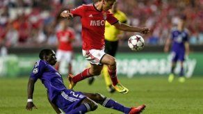 El Benfica despacha sin dificultad a un apático Anderlecht