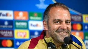 Hansi Flick renueva como entrenador del FC Barcelona.