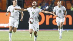 Argelia se corona en Copa Africana al vencer 1-0 a Senegal