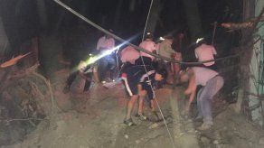 Al menos un muerto y 25 heridos por deslave en Guatemala