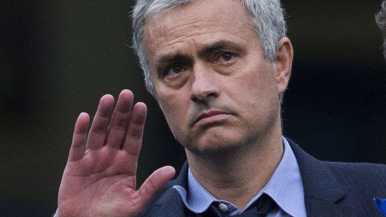 Mourinho dice que entrenará en Inglaterra y descarta la Liga española
