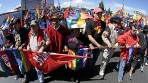 Correa califica de fracaso la marcha indígena en Quito