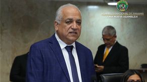 Diputado Luis Eduardo Camacho.