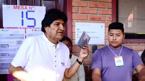 Una Bolivia en crisis vota para cambiar de rumbo tras 20 años de socialismo
