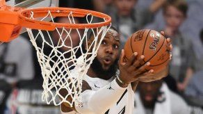 Los tabloncillos de la NBA vuelven a encenderse tras el duelo LeBron-Curry