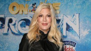 Tori Spelling orina en cualquier sitio cuando se emborracha