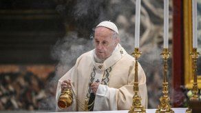 NICOLE WINFIELD y TRISHA THOMAS