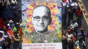 Revocan sobreseimiento a militar salvadoreño por asesinato de Romero