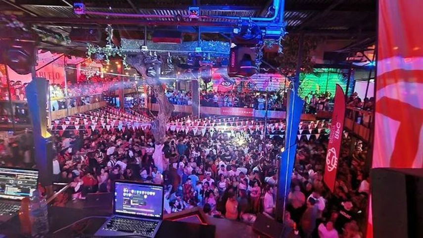 Uno de los puntos de las dianas fue en Chill Out en la Calzada de Amador.