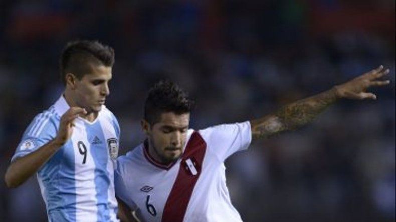 Argentina, ya clasificada al Mundial-2014, derrota 3-1 a eliminado Perú
