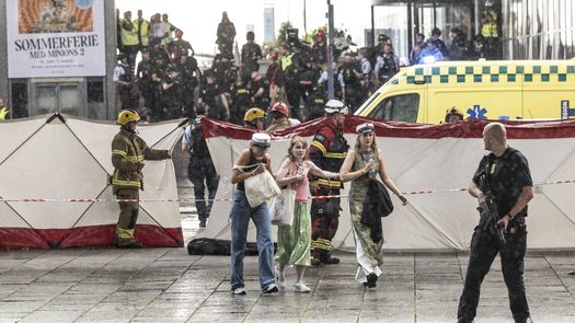La primera ministra danesa, Mette Frederiksen, dijo el domingo que la nación escandinava fue golpeada por un “cruel ataque”.