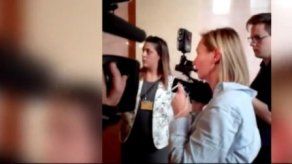 Camarógrafa que hizo zancadillas a migrantes