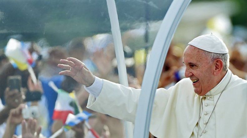 Papa Francisco oficia su primera misa en Cuba
