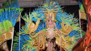 Sábado de Carnaval en la Cinta Costera