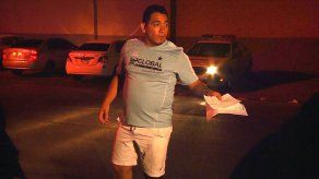 Dame la prueba de alcoholemia: hombre al conducir en estado etílico