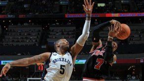 Fisher salva a Lakers; Thunder gana el séptimo al hilo