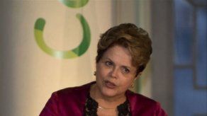 Rousseff viaja a una cumbre en Guinea Ecuatorial y luego a Nigeria