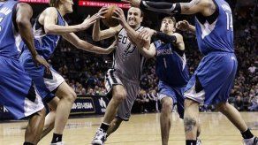 Ginóbili inactivo hasta dos semanas por tirón