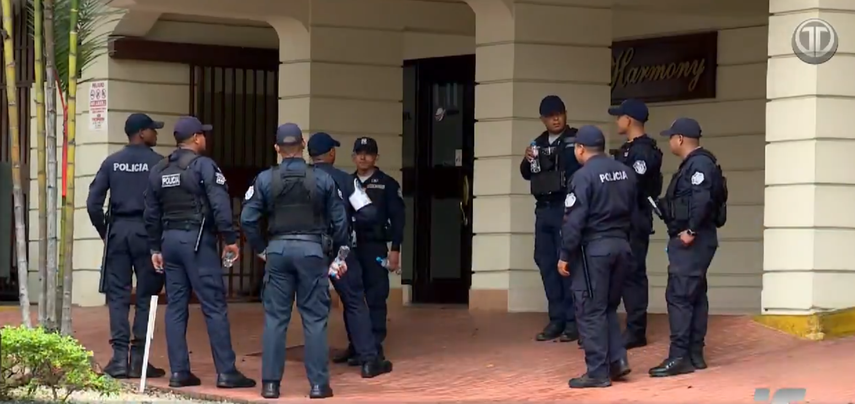 Saúl Méndez: Refuerzan seguridad en la Embajada de Bolivia.