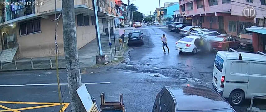 Homicidio | Dos hombres son asesinados dentro de un auto en Perejil