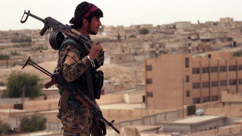Kurdos sirios alaban decisión de EEUU de entregarles armas