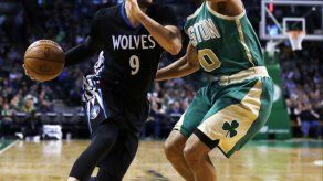 Jazz adquiere a Ricky Rubio en canje con Timberwolves