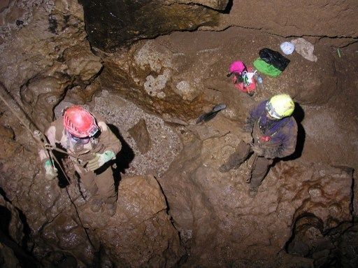 Espeleólogo español es rescatado tras 12 días en una cueva en Perú