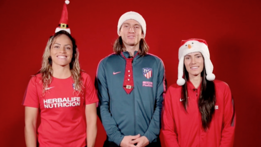 Jugadores y jugadoras del Atlético de Madrid envían saludo navideño