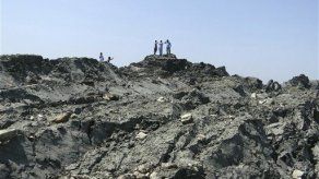 Suman 348 fallecidos por sismo en Pakistán