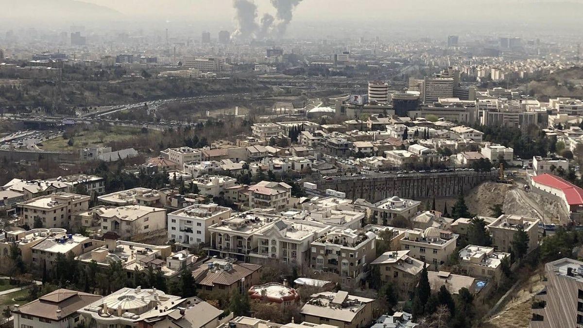 Ataque a Irán por Israel y Estados Unidos. Ataque a Irán por Israel y Estados Unidos.