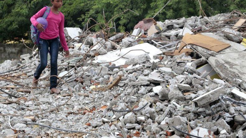 Trece nuevas réplicas de sismo de abril golpean costa norte de Ecuador