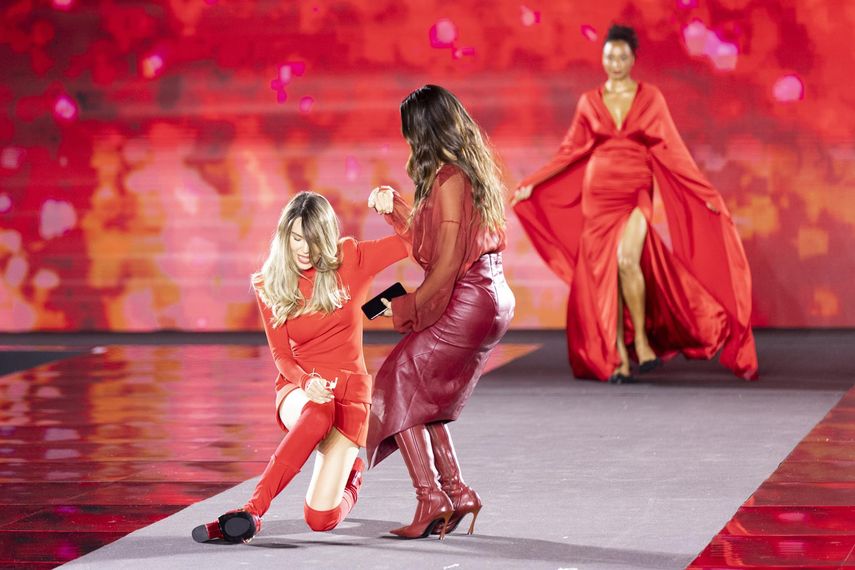 Belinda: El precio de las lujosas botas que usaba al momento de su caída