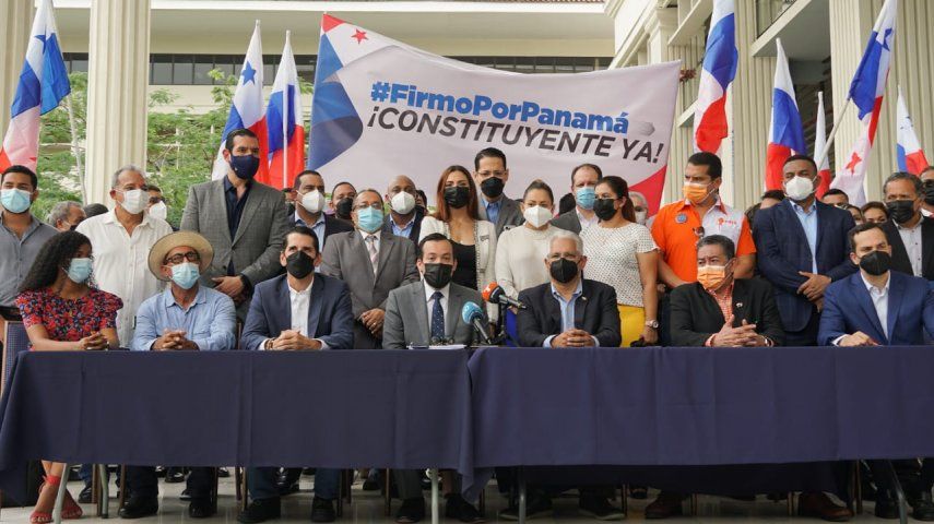 El Movimiento Firmo por Panamá solicitó el pasado 25 de mayo ante el Tribunal Electoral (TE) la autorización para que se le permita iniciar la recolección de firmas.