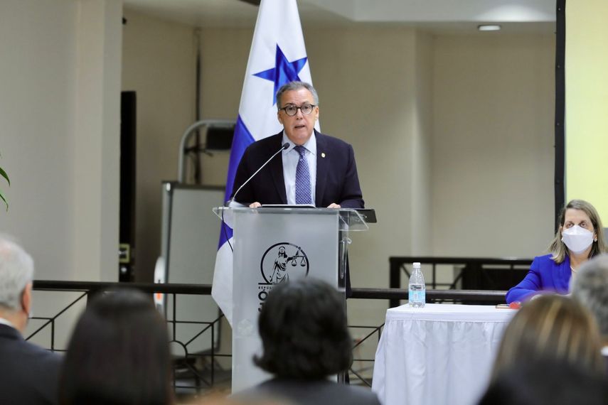 Luis Ramón Fábrega