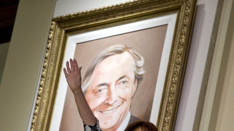 Juez en EEUU ordena a Argentina pagar a tenedores de bonos