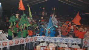 Las barras en todo apogeo