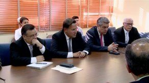 Varela anuncia acciones para reducir mora quirúrgica en hospitales públicos