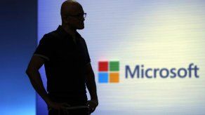 Critican a Microsoft por trabajar con agencia inmigratoria