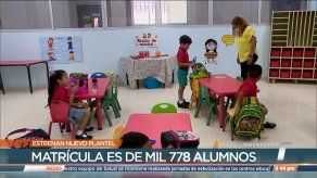 Estudiantes estrenan nueva Escuela Ernesto T. Lefevre