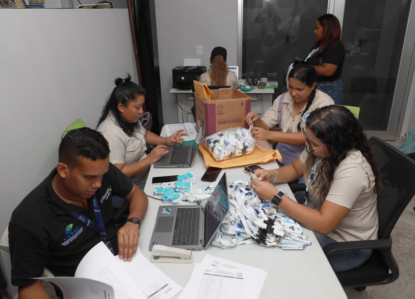 Periodistas locales e internacionales transmitirán el segundo debate presidencial Periodistas locales e internacionales transmitirán el segundo debate presidencial