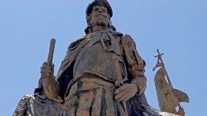 CEDAR ATTANASIO y MORGAN LEE