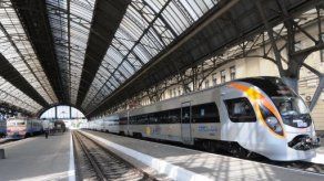 Tren mata a mujer y mutila a un hombre que practicaban sexo en la vía