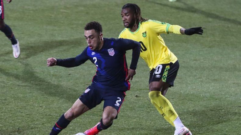 Dest brilla en goleada de EEUU ante Jamaica en amistoso